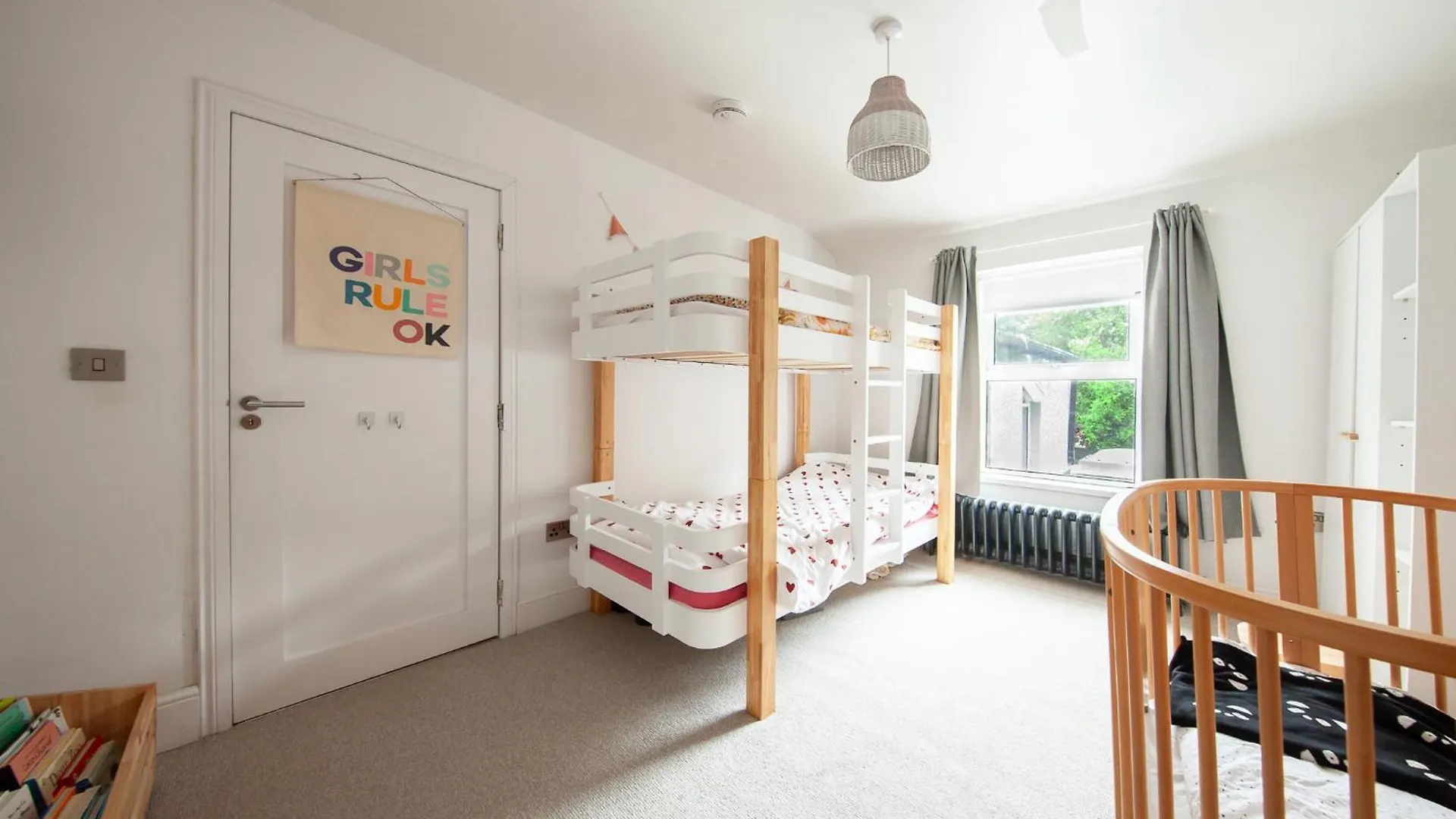 Beautiful And Spacious Home In South Circular Rd Dublin Holiday home